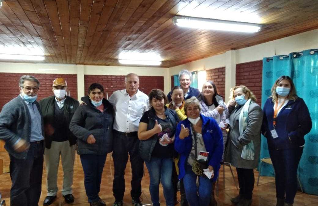 Reunión con junta de vecinos en San Carlos de Purén.
